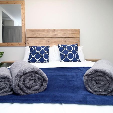 Sleeps 6, Smart Tv'S, Parking Swansea & Morriston Hospital Apartment Luaran gambar